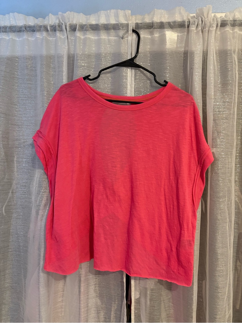 Women’s Relaxed Short Sleeve Athletic Top - Bright Pink